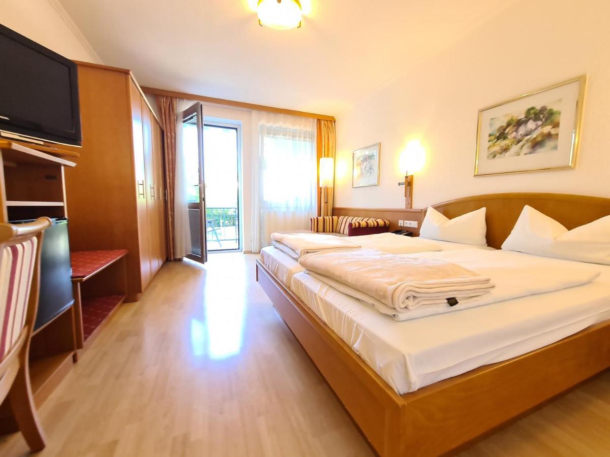 Thermenhotel Tannenhof - Ihr Wohlfuehl-Hotel Bad Füssing Kültér fotó