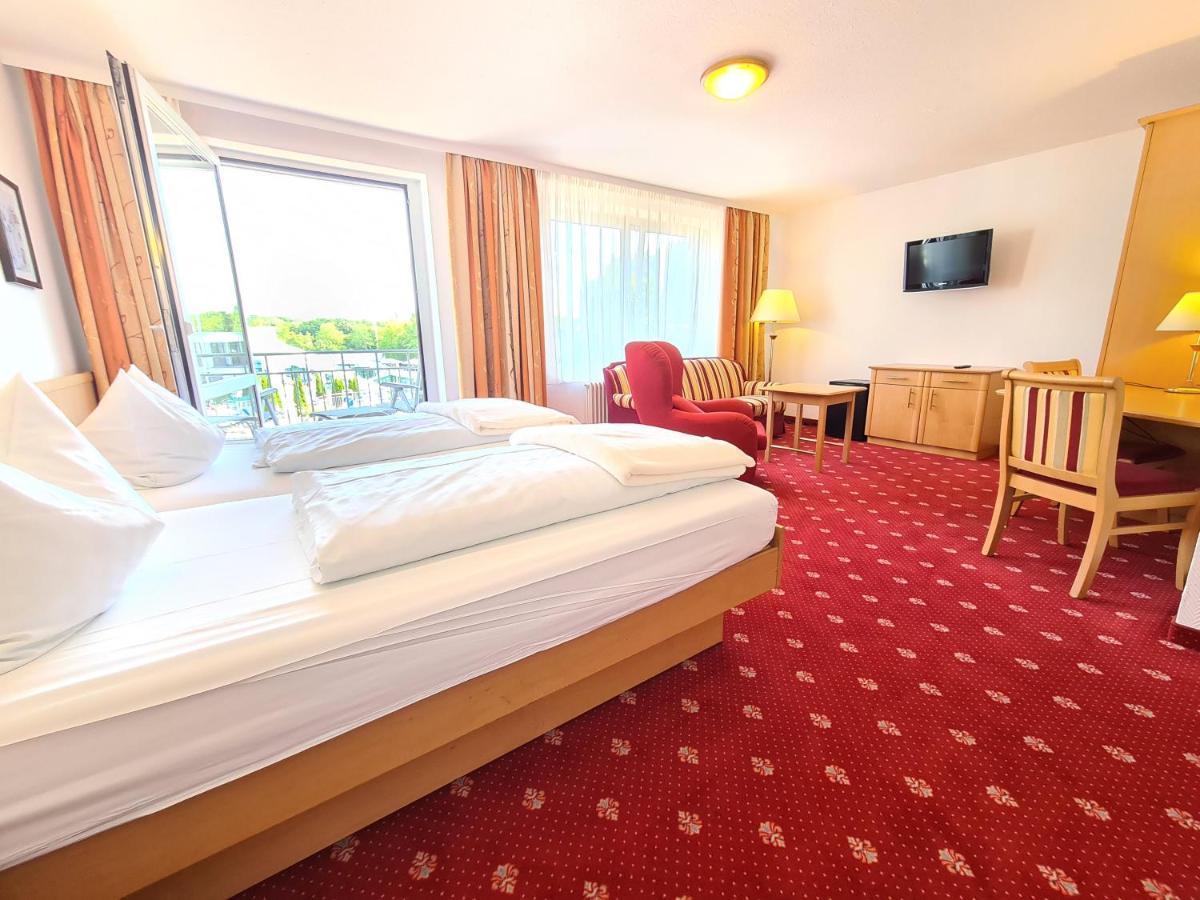 Thermenhotel Tannenhof - Ihr Wohlfuehl-Hotel Bad Füssing Kültér fotó