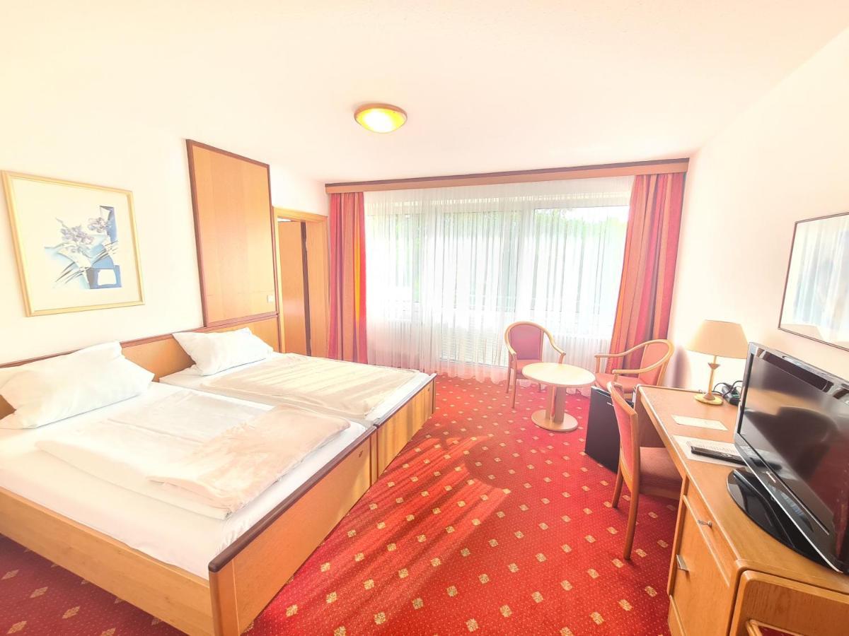 Thermenhotel Tannenhof - Ihr Wohlfuehl-Hotel Bad Füssing Kültér fotó