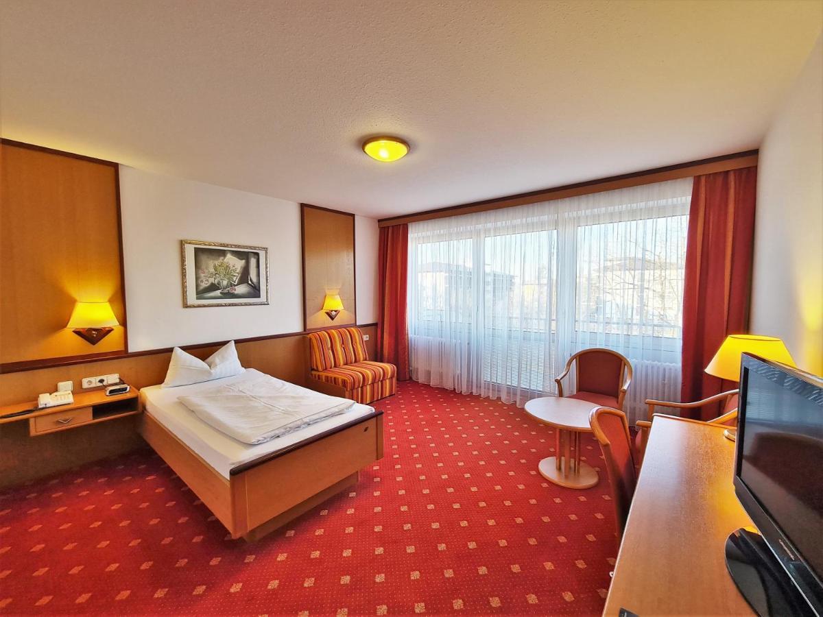 Thermenhotel Tannenhof - Ihr Wohlfuehl-Hotel Bad Füssing Kültér fotó