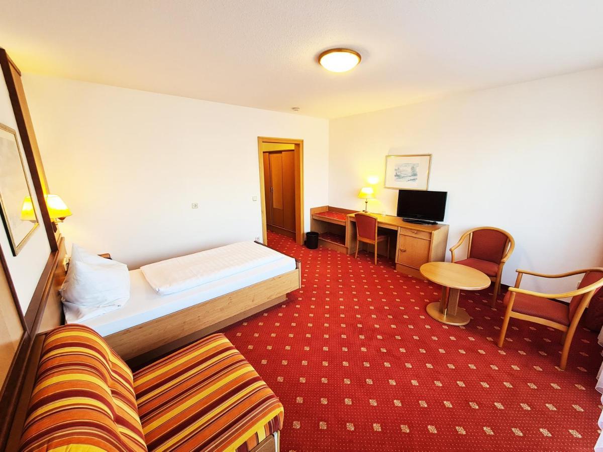 Thermenhotel Tannenhof - Ihr Wohlfuehl-Hotel Bad Füssing Kültér fotó
